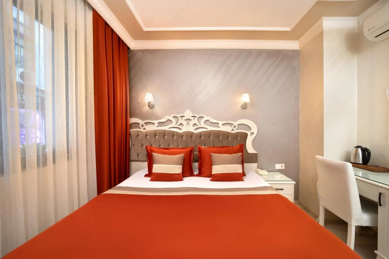 ***  Deluxe Newport Hotel - Old City Istanbul Turkey