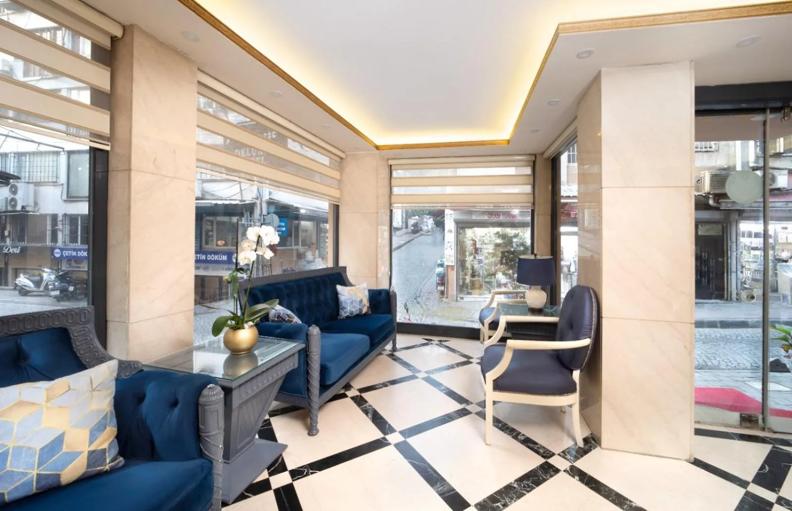 Deluxe Newport Hotel - Old City Istanbul
