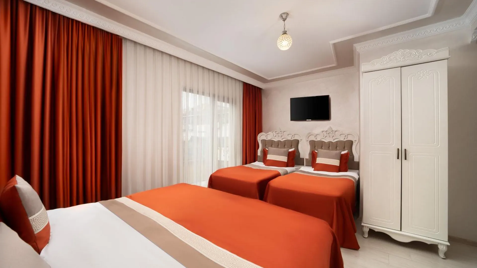 Deluxe Newport Hotel - Old City Istanbul
