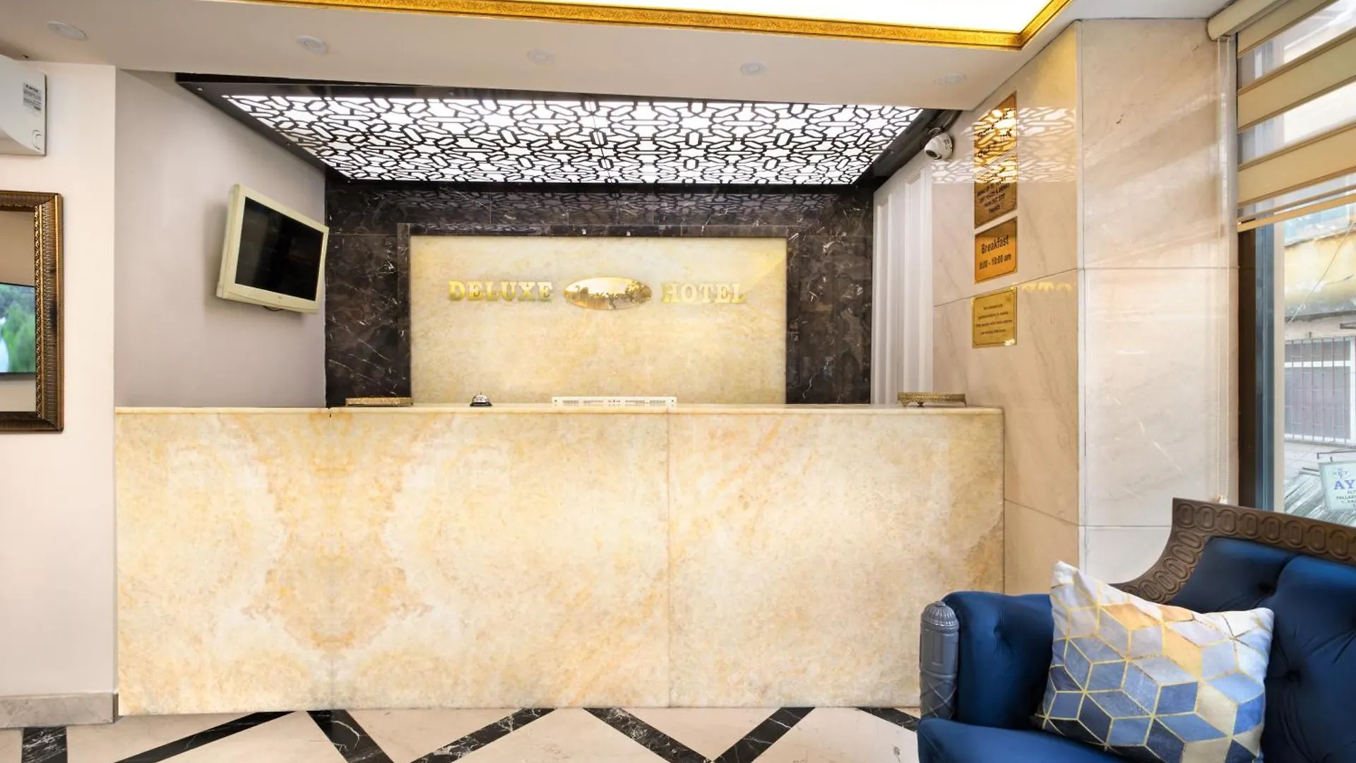 Deluxe Newport Hotel - Old City Istanbul