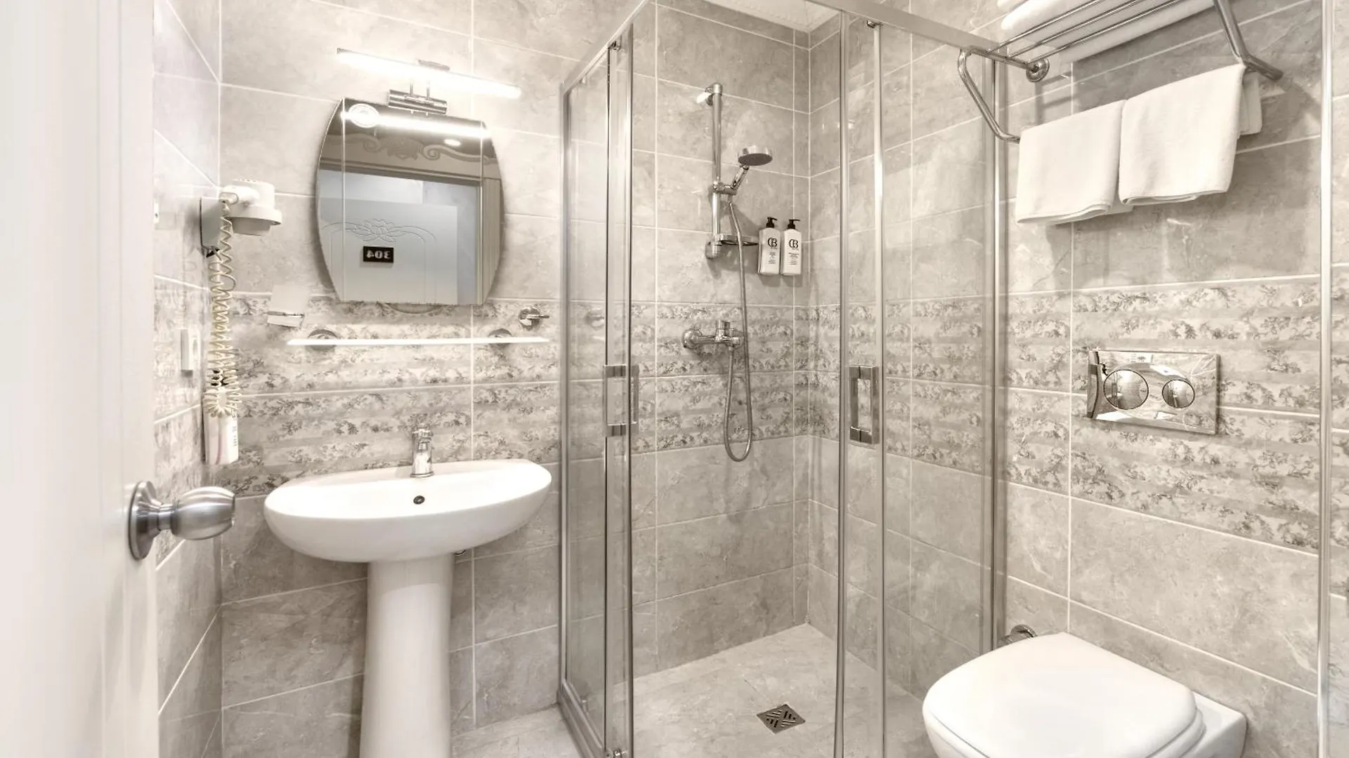 Deluxe Newport Hotel - Old City Istanbul