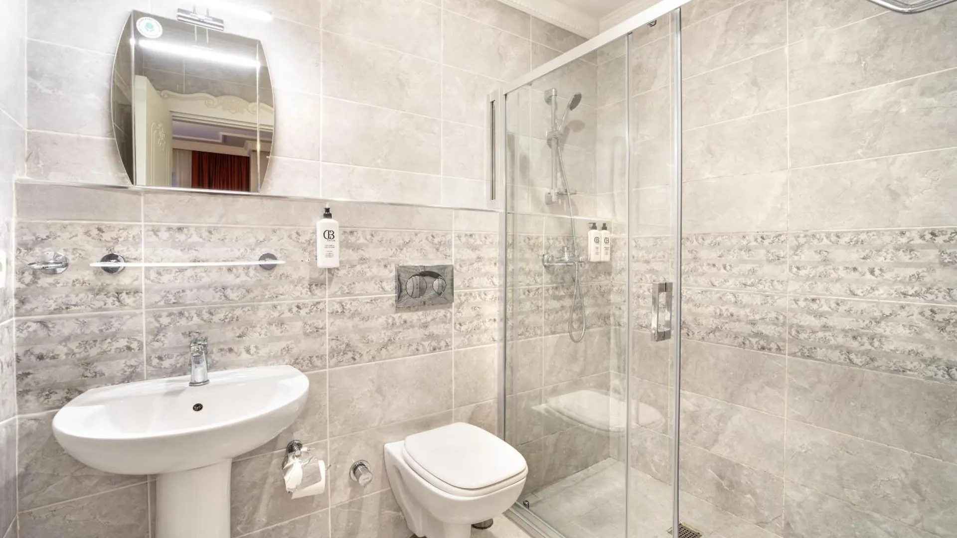 Deluxe Newport Hotel - Old City Istanbul